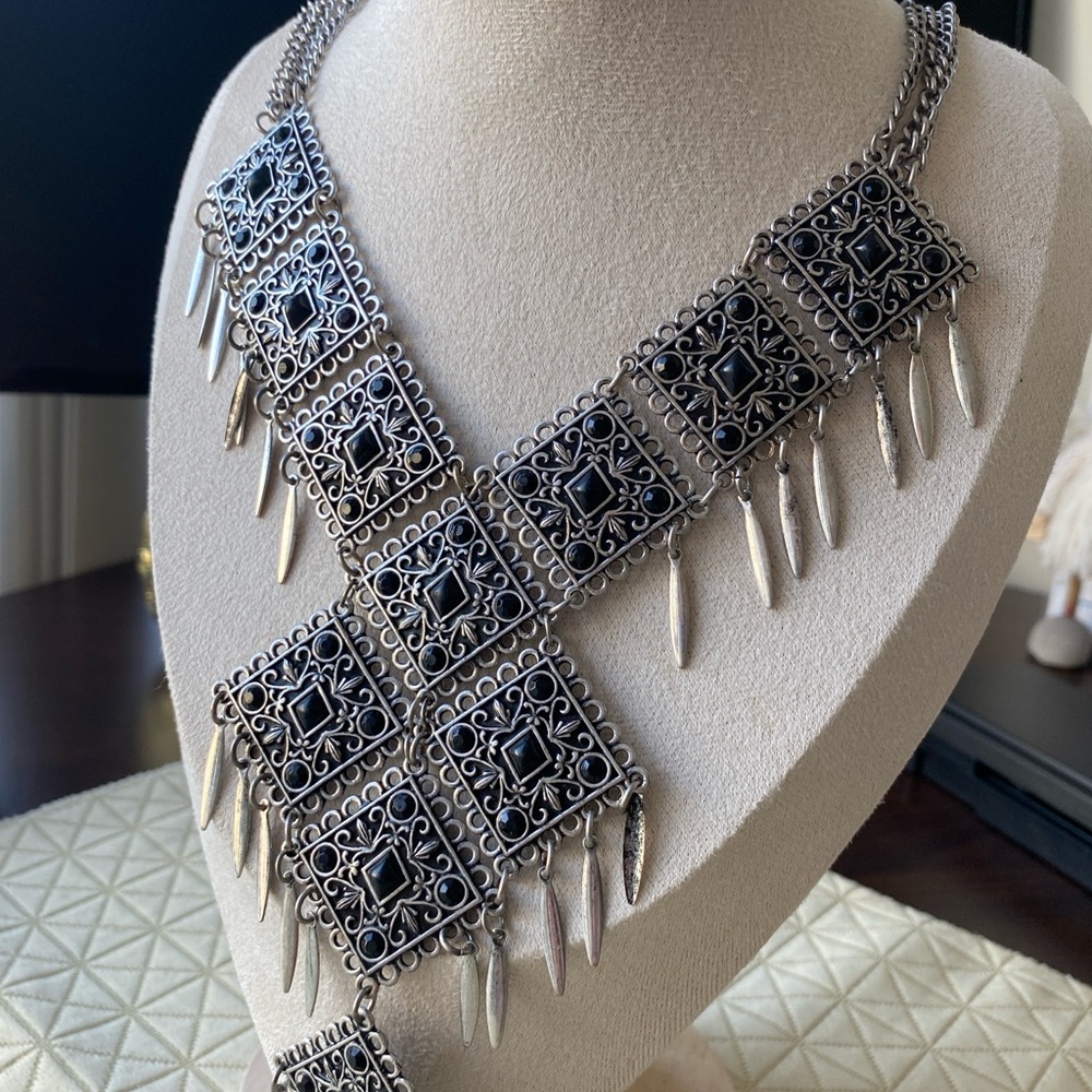 Vintage Ethnic Statement Necklace – Silver Tone Filigree with Black Glass